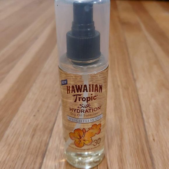 Hawaiian Tropic Other - 5/$25 ❤️ Hawaiian Tropic Silk Hydration Dry Oil Mist - SPF 30 - 5 fl oz - Unused
